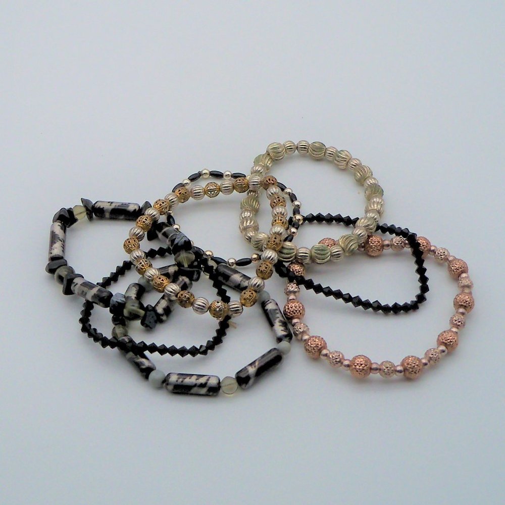 Handmade Stretchy Metal and Glass Bead Bracelet Set - Picture 9 of 11